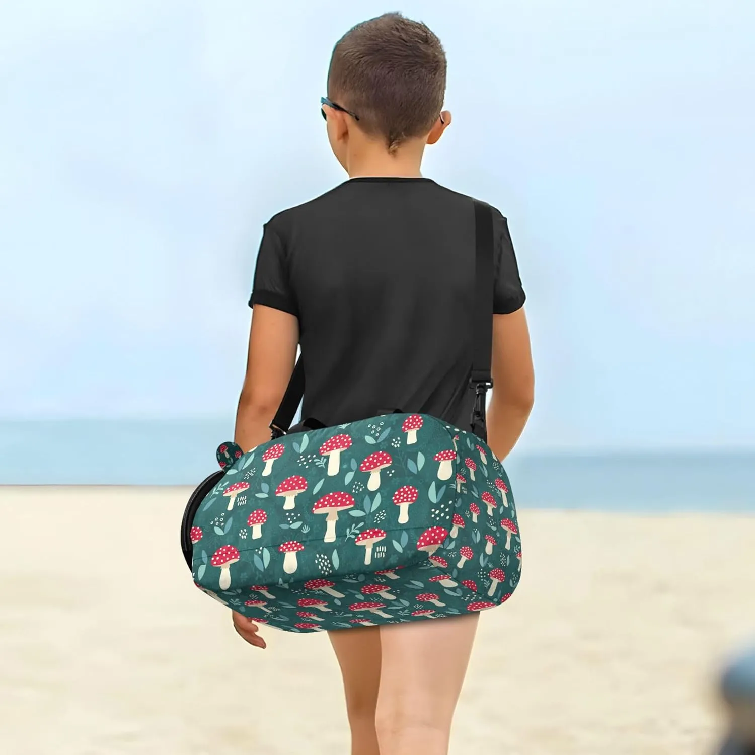 Amanita Mushroom Seamless Pattern Design Boy's Gym Duffel Bag with Shoes Compartment Multifunctional Travel Duffel for School Practice, Sports, Travel