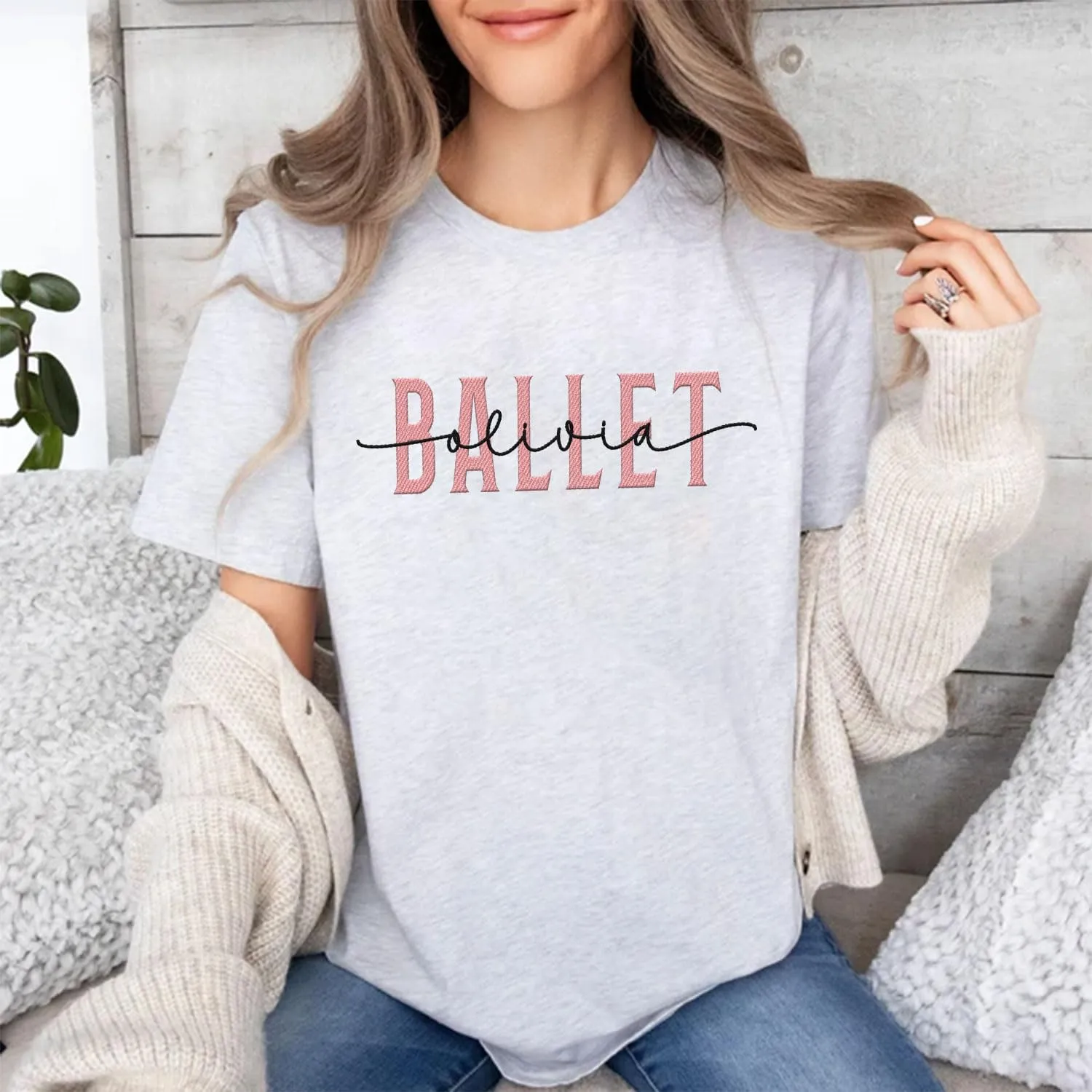 Custom Ballet Embroidered Sweatshirt for Women and Girls Ballerina Funny Dance Shoes Gift Cool Dancer Toe Dancing Sport Shirt