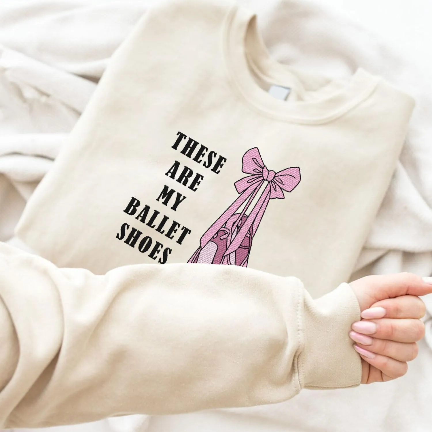 Custom Ballet Embroidered Sweatshirt for Women and Girls Ballerina Funny Dance Shoes Gift Cool Dancer Toe Dancing Sport Shirt